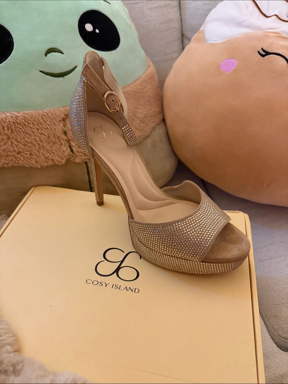 Cosy Island Women's Gold Rhinestone Platform Peep-Toe Heels